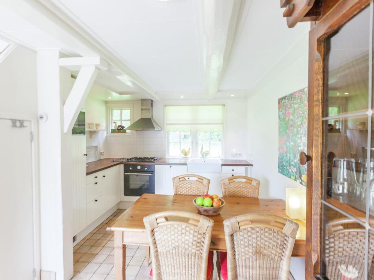 Cozy Holiday Home Near Forest In Baarn Ngoại thất bức ảnh